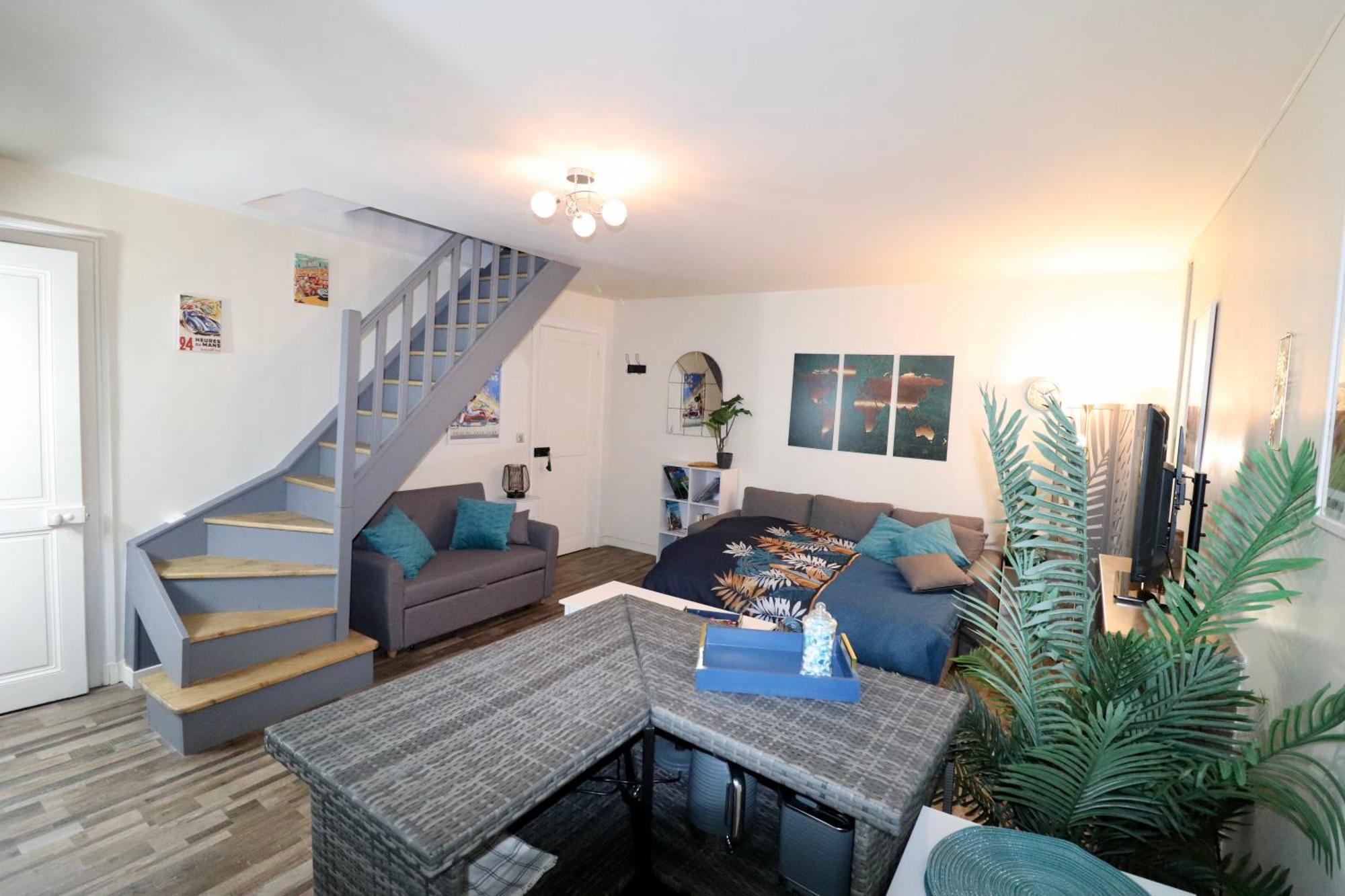 Duplex Au 2Eme Et De Notre Maison -Acces Au Jardin-Smart Tv-Streaming-Wifi Le Mans Extérieur photo